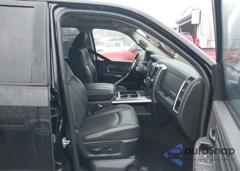 2015 Ram 1500 Laramie Limited z USA, uszkodzony, nr VIN 1C6RR7PM9FS555757